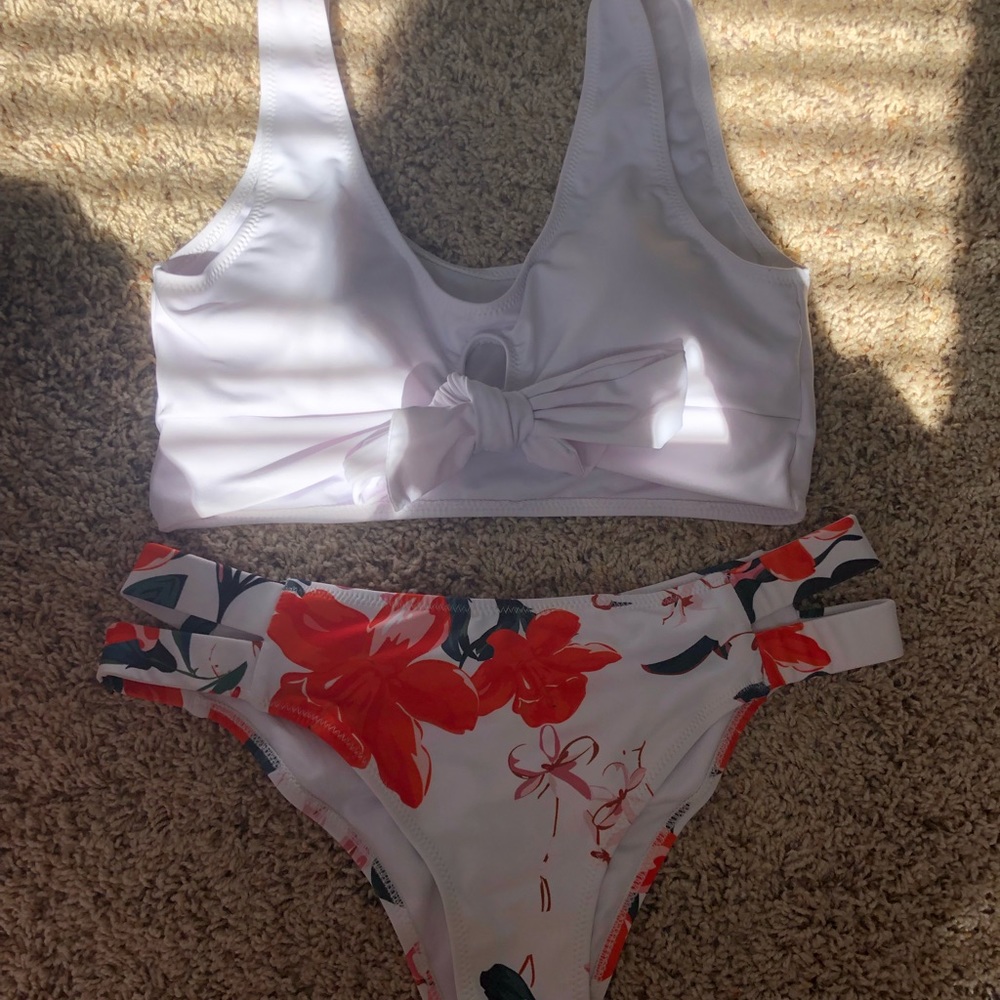 Cupshe Swimsuit